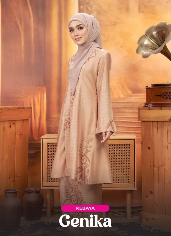 KEBAYA GANIKA