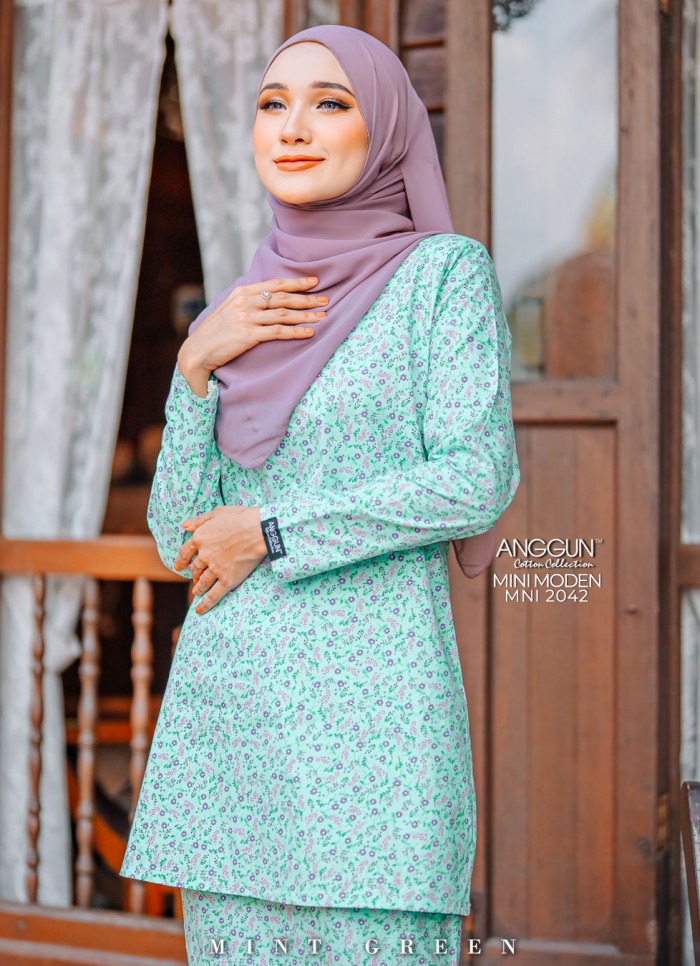 MNI 2042