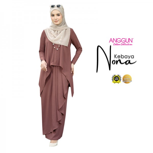 KEBAYA NONA